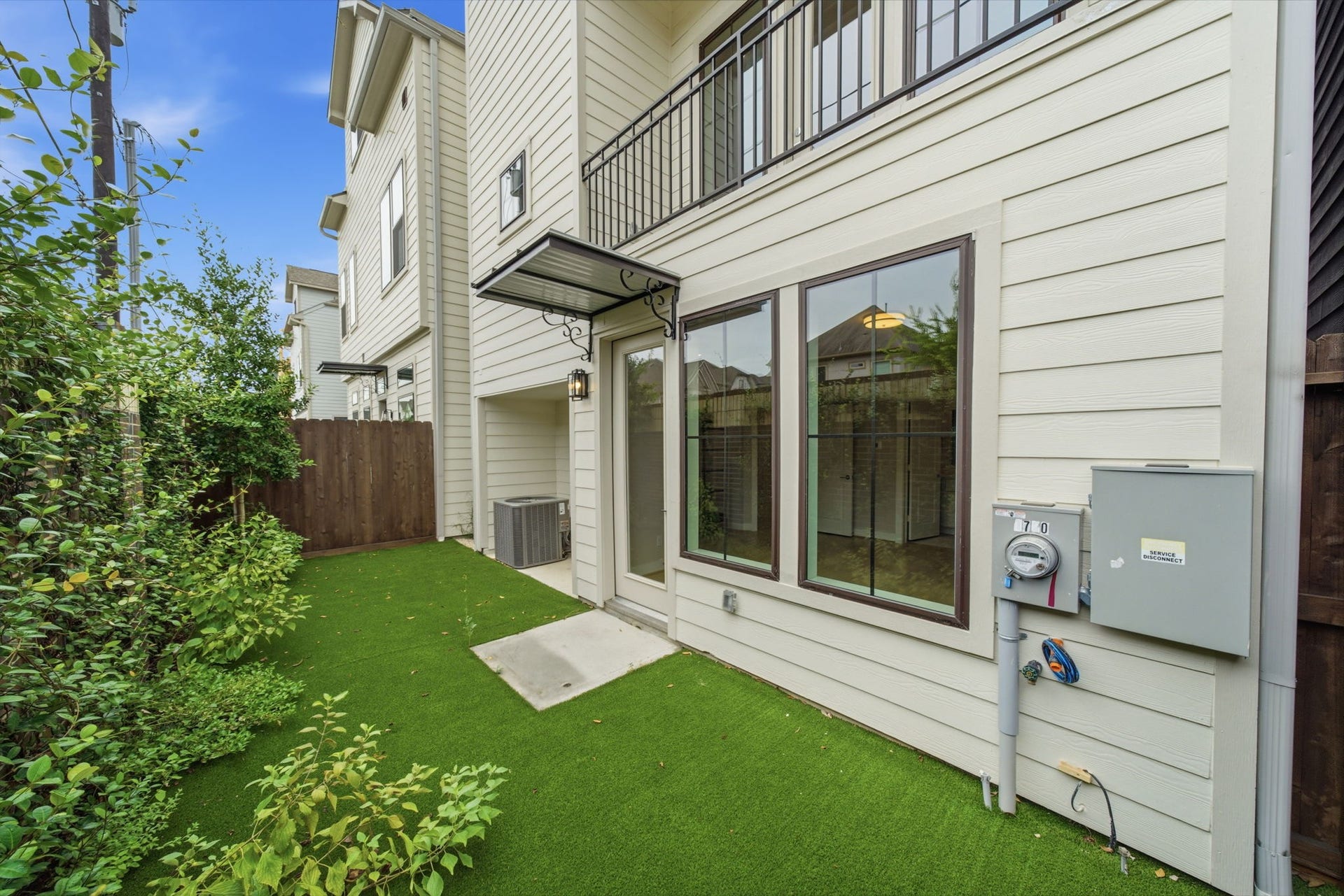 1715 Bologna Lane, Houston, TX 77055 1715 Bologna Lane, Houston, TX 77055