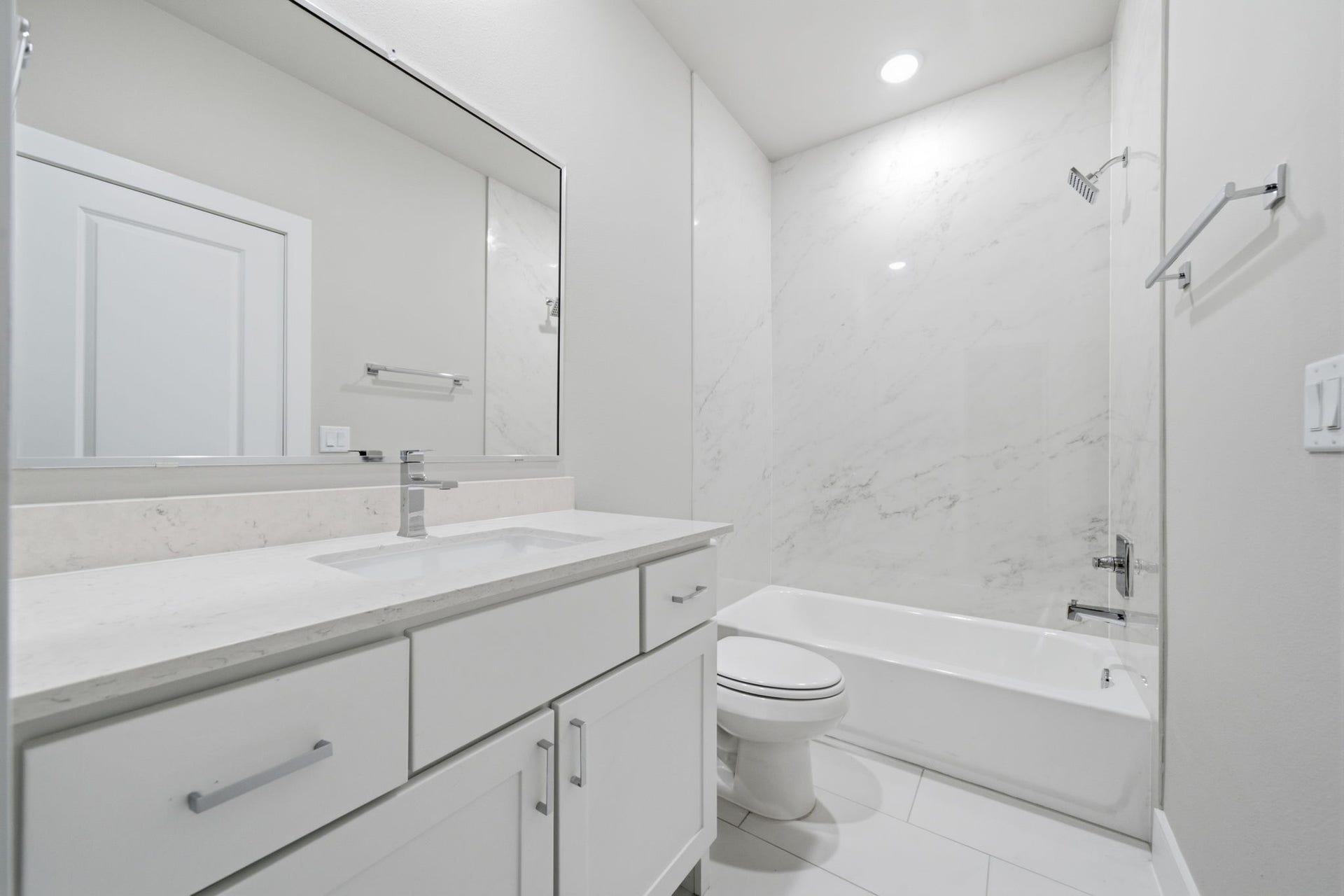 1715 Bologna Lane, Houston, TX 77055 1715 Bologna Lane, Houston, TX 77055