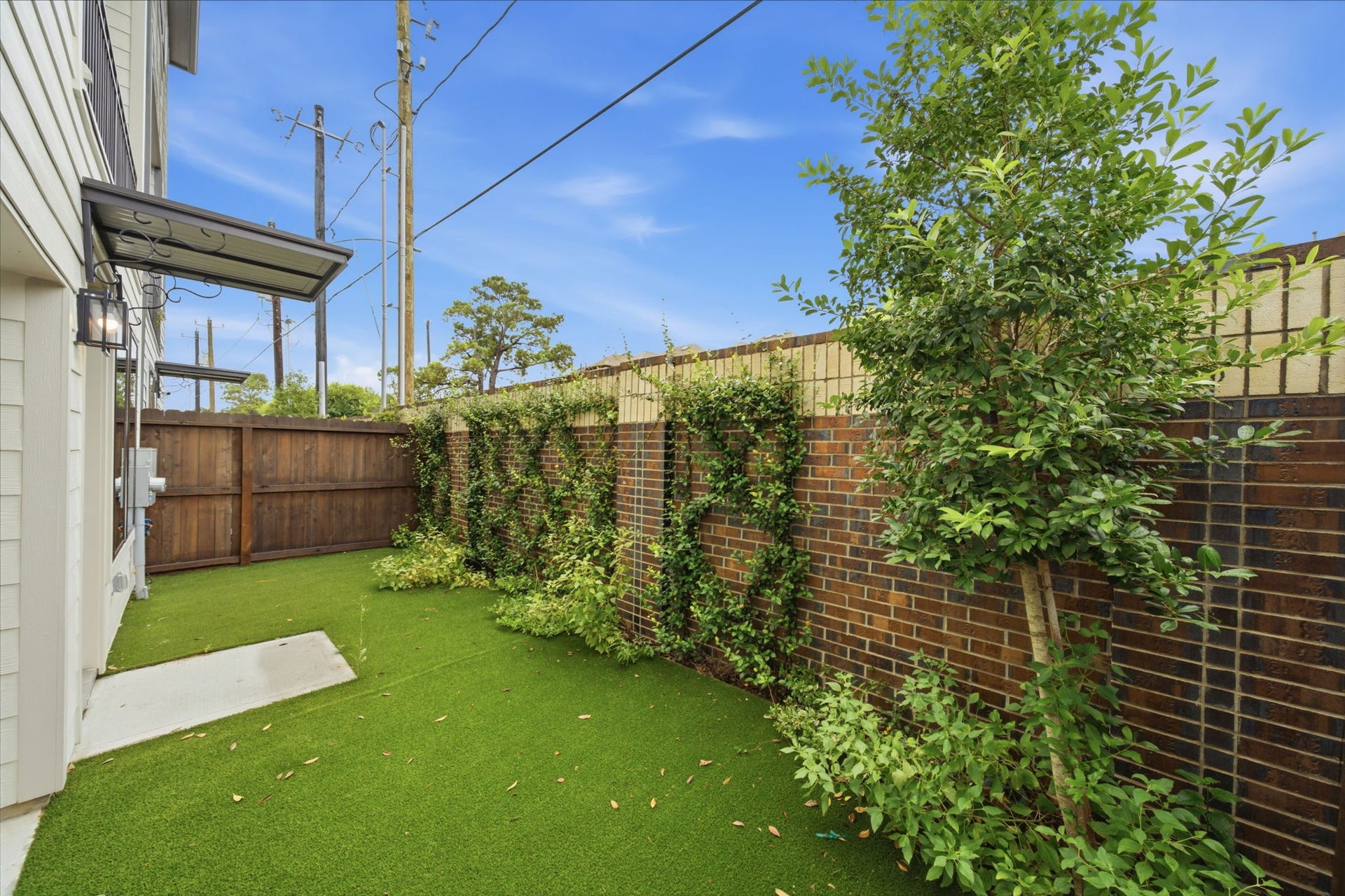 1715 Bologna Lane, Houston, TX 77055 1715 Bologna Lane, Houston, TX 77055