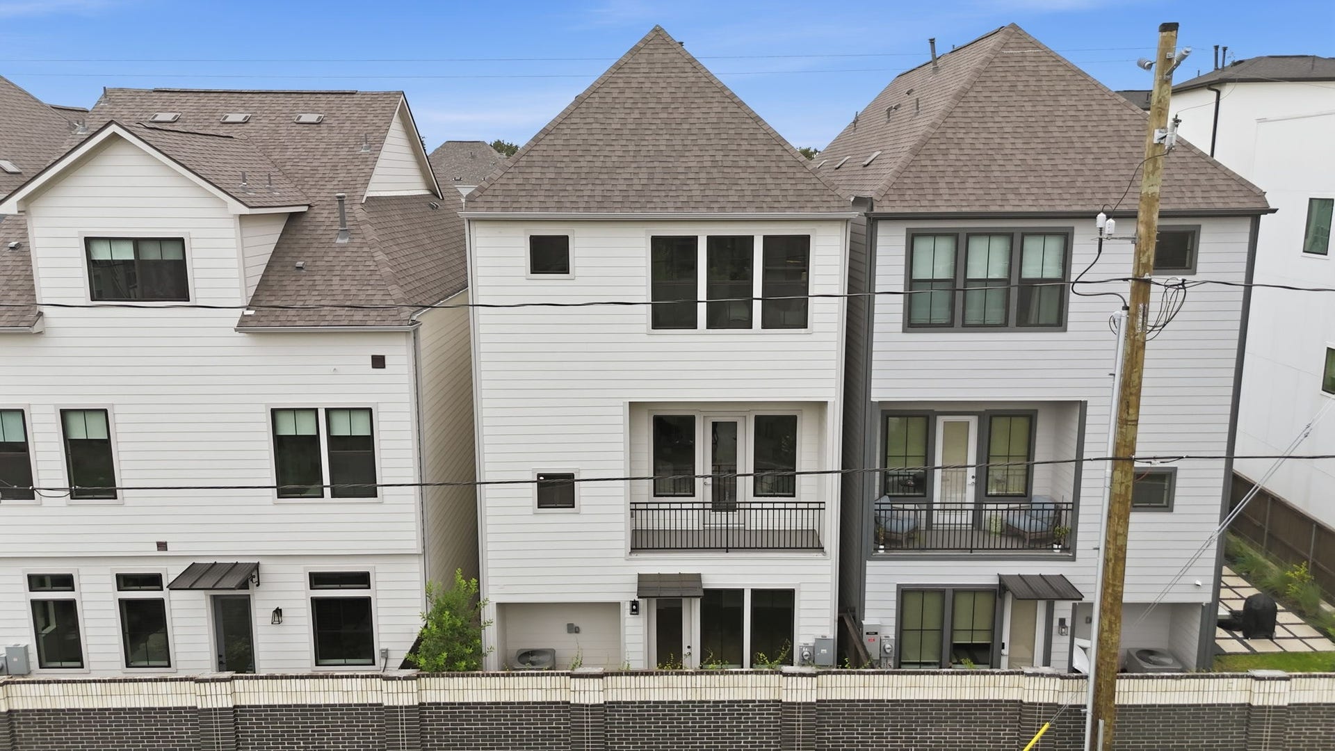 1715 Bologna Lane, Houston, TX 77055 1715 Bologna Lane, Houston, TX 77055