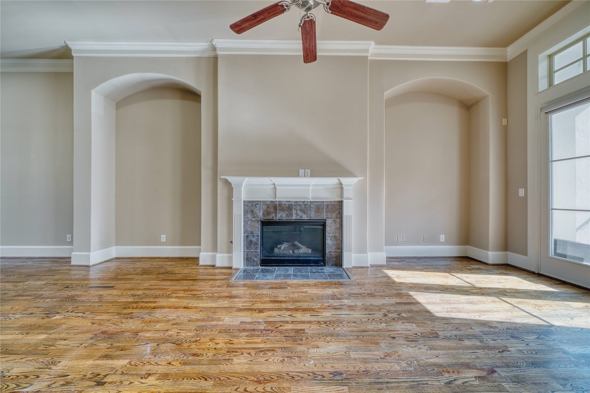 2029 Fannin Station N, Houston, TX 77045 2029 Fannin Station N, Houston, TX 77045