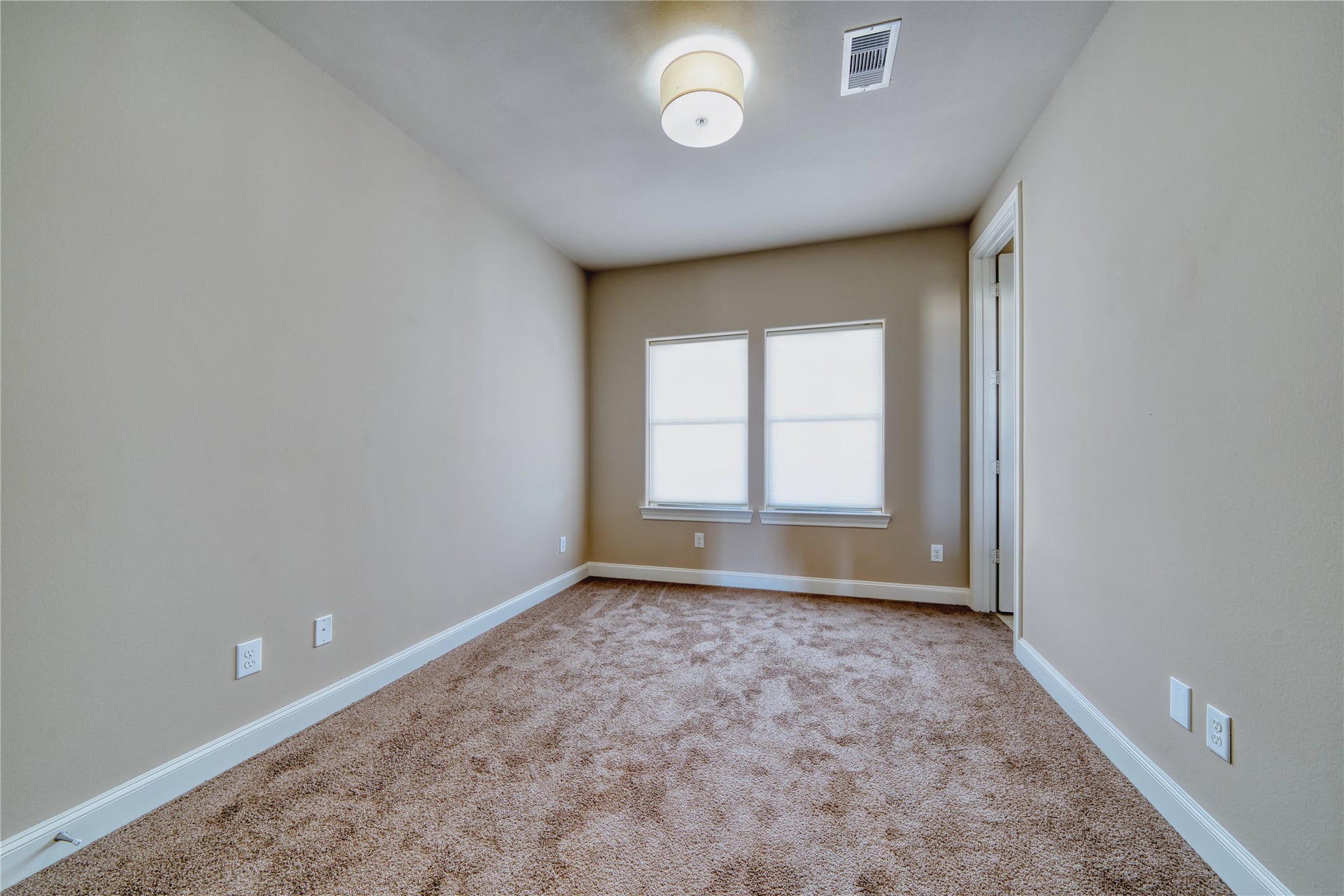 2029 Fannin Station N, Houston, TX 77045 2029 Fannin Station N, Houston, TX 77045