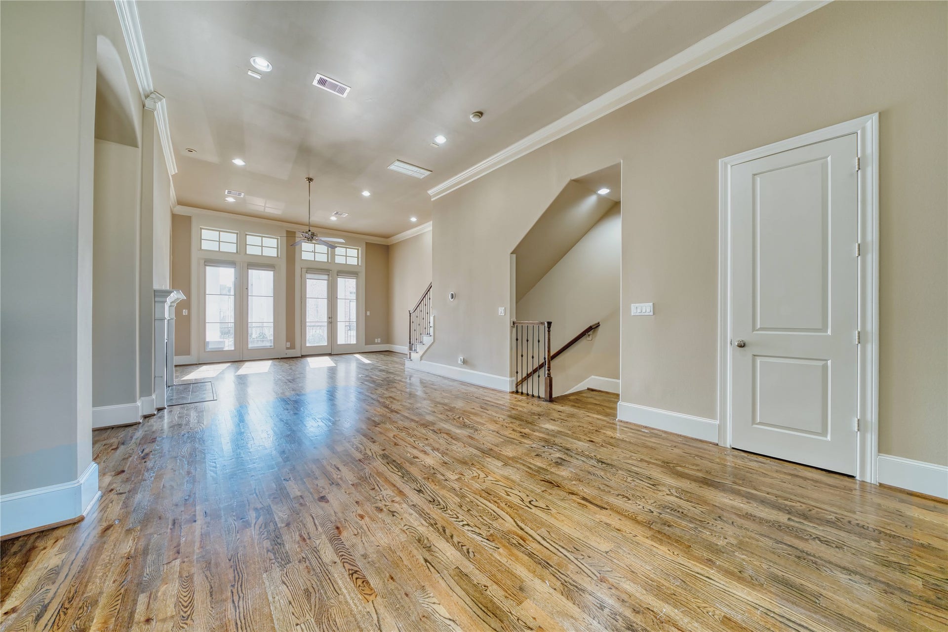 2029 Fannin Station N, Houston, TX 77045 2029 Fannin Station N, Houston, TX 77045