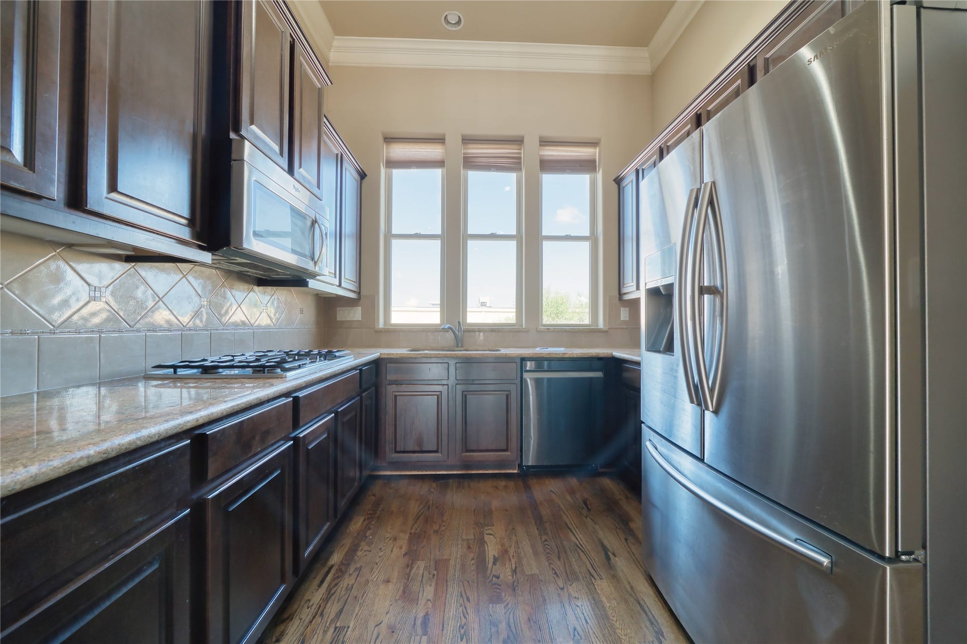 2029 Fannin Station N, Houston, TX 77045 2029 Fannin Station N, Houston, TX 77045