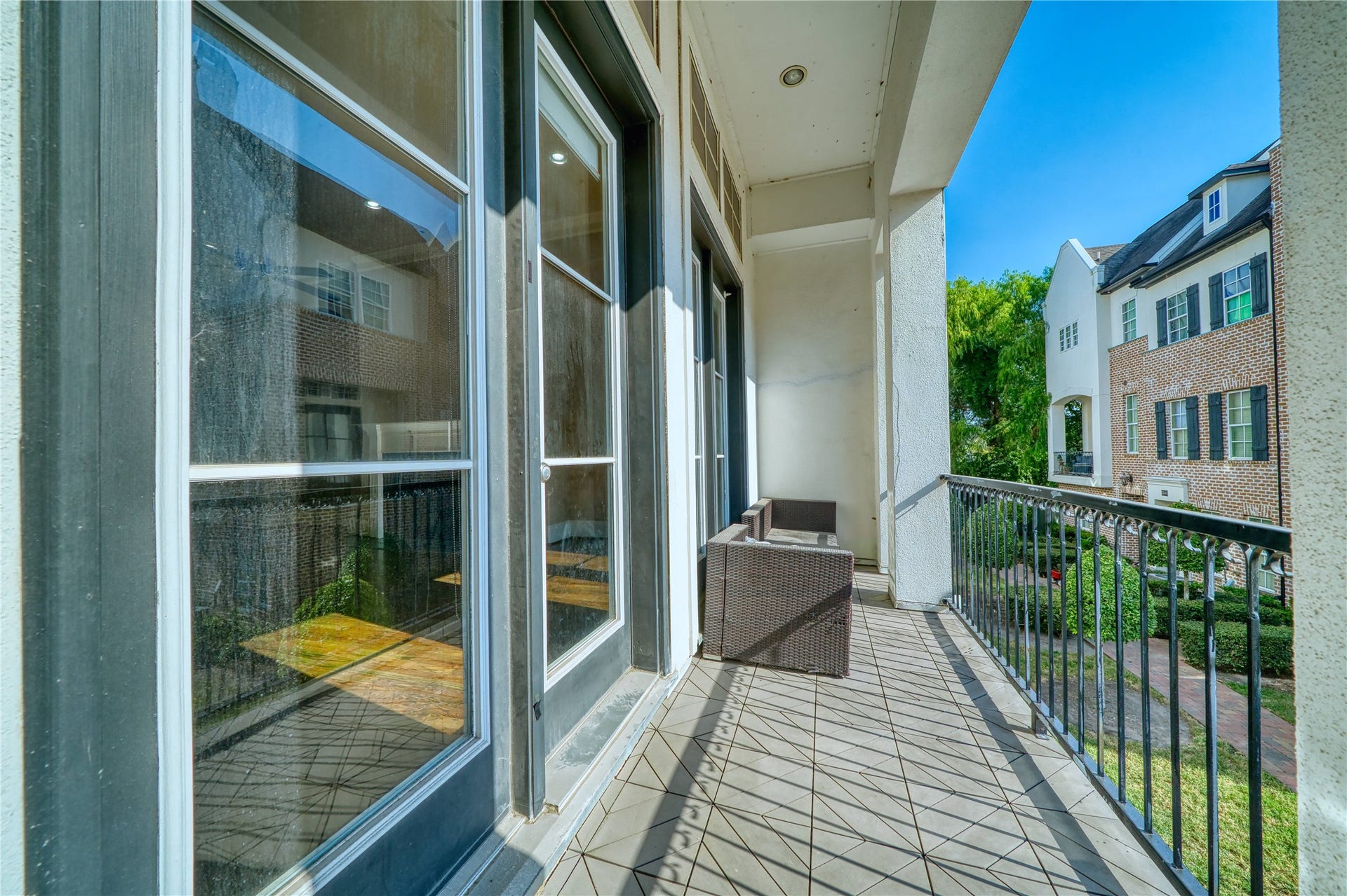 2029 Fannin Station N, Houston, TX 77045 2029 Fannin Station N, Houston, TX 77045