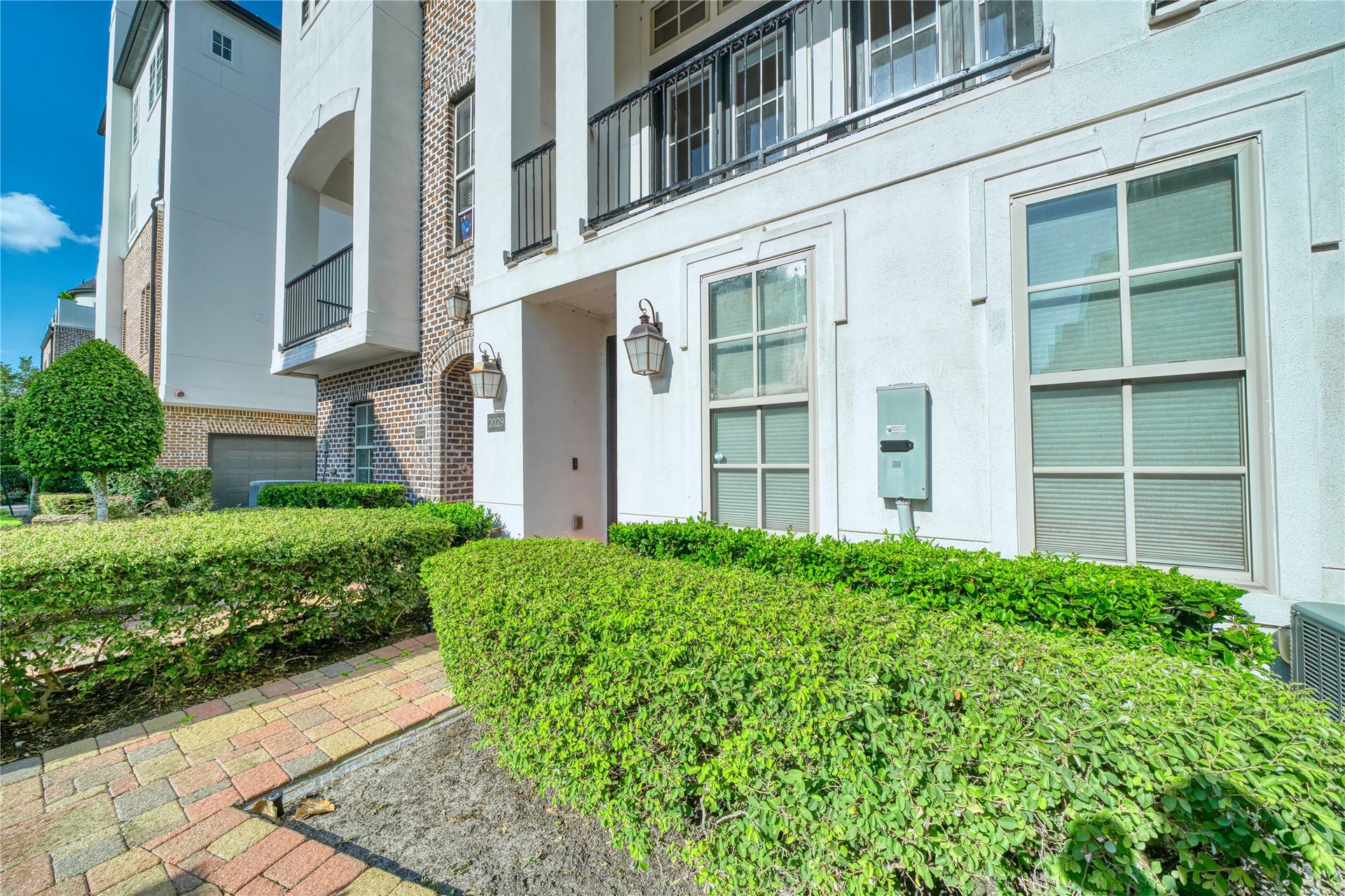 2029 Fannin Station N, Houston, TX 77045 2029 Fannin Station N, Houston, TX 77045