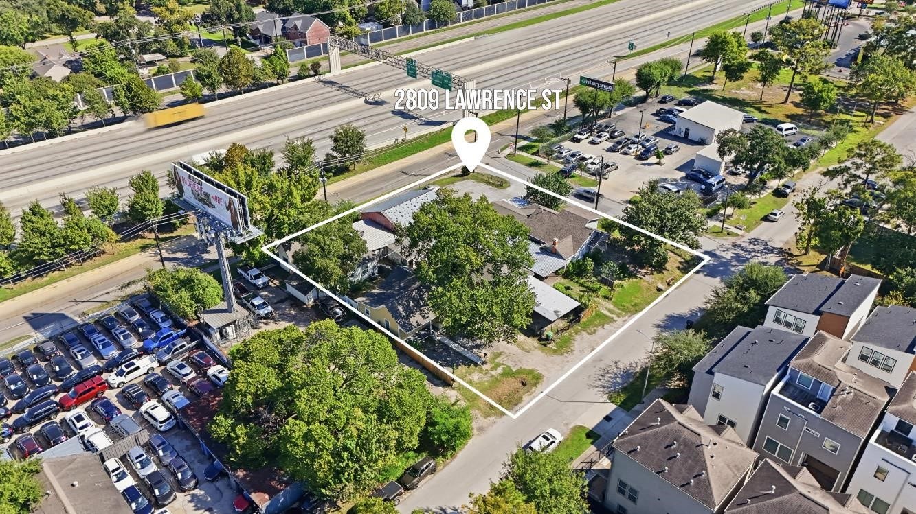 2809 Lawrence St, Houston, TX 77008