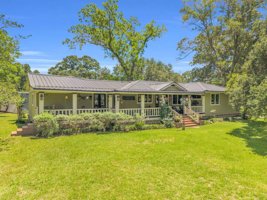 Property photo for 17821 Brown Road, Conroe, TX