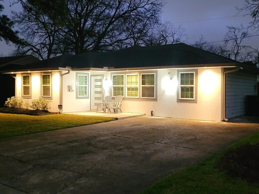 Tastefully updated and renovated home in the historic neighborhood close to several major universities, Medical Center and Downtown.