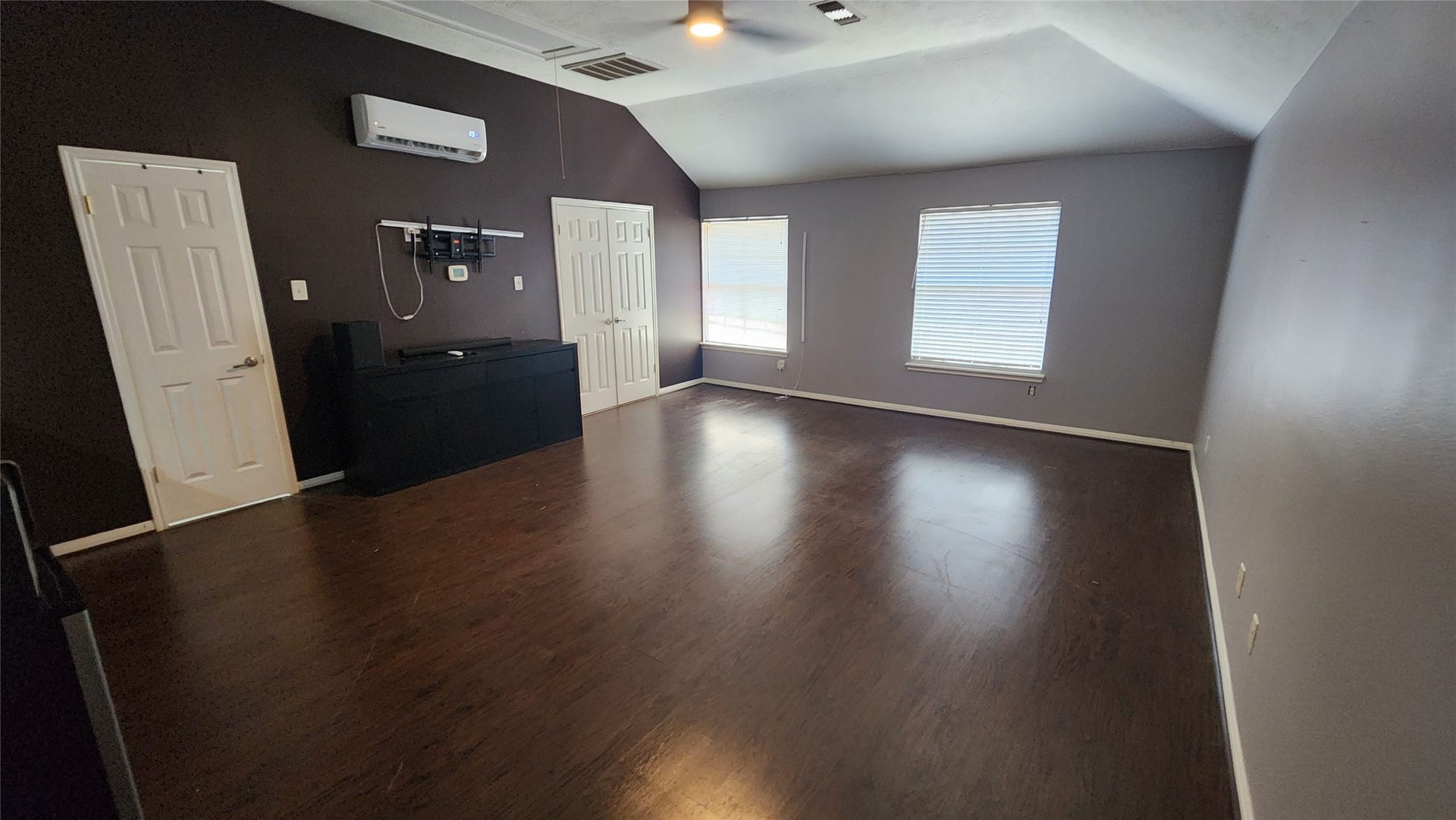 5015 Orange Tree Drive, Pasadena, TX 77505