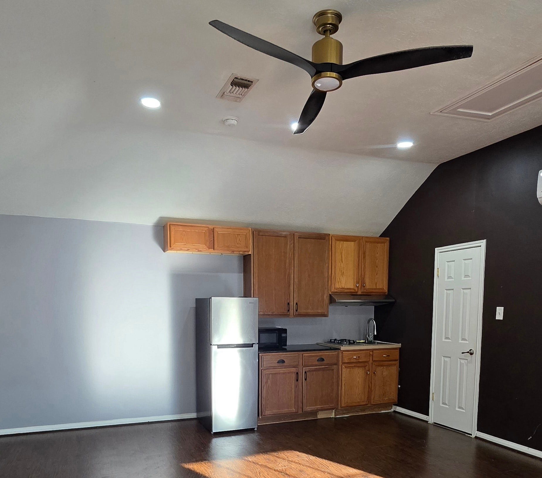 5015 Orange Tree Drive, Pasadena, TX 77505