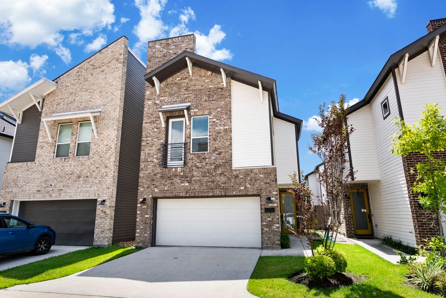 Property photo for 5825 Francis Oak Place, Houston, TX