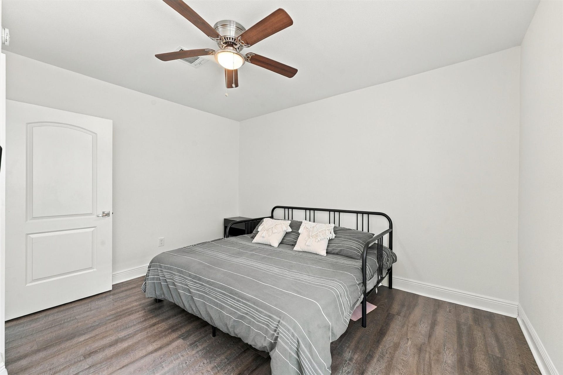 1614 Fulton Street, Houston, TX 77009 1614 Fulton Street, Houston, TX 77009