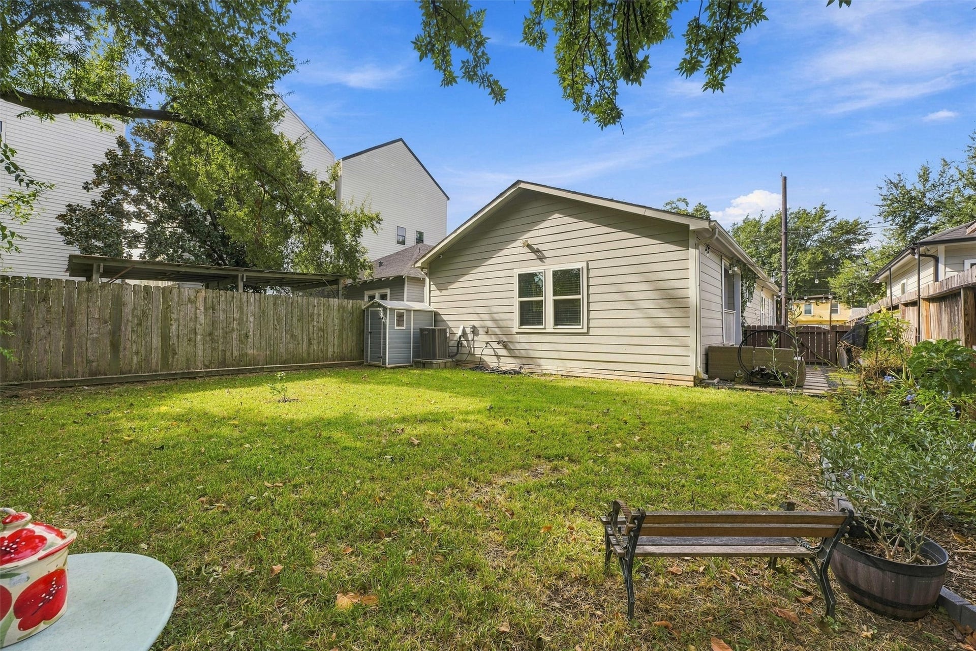 1614 Fulton Street, Houston, TX 77009 1614 Fulton Street, Houston, TX 77009