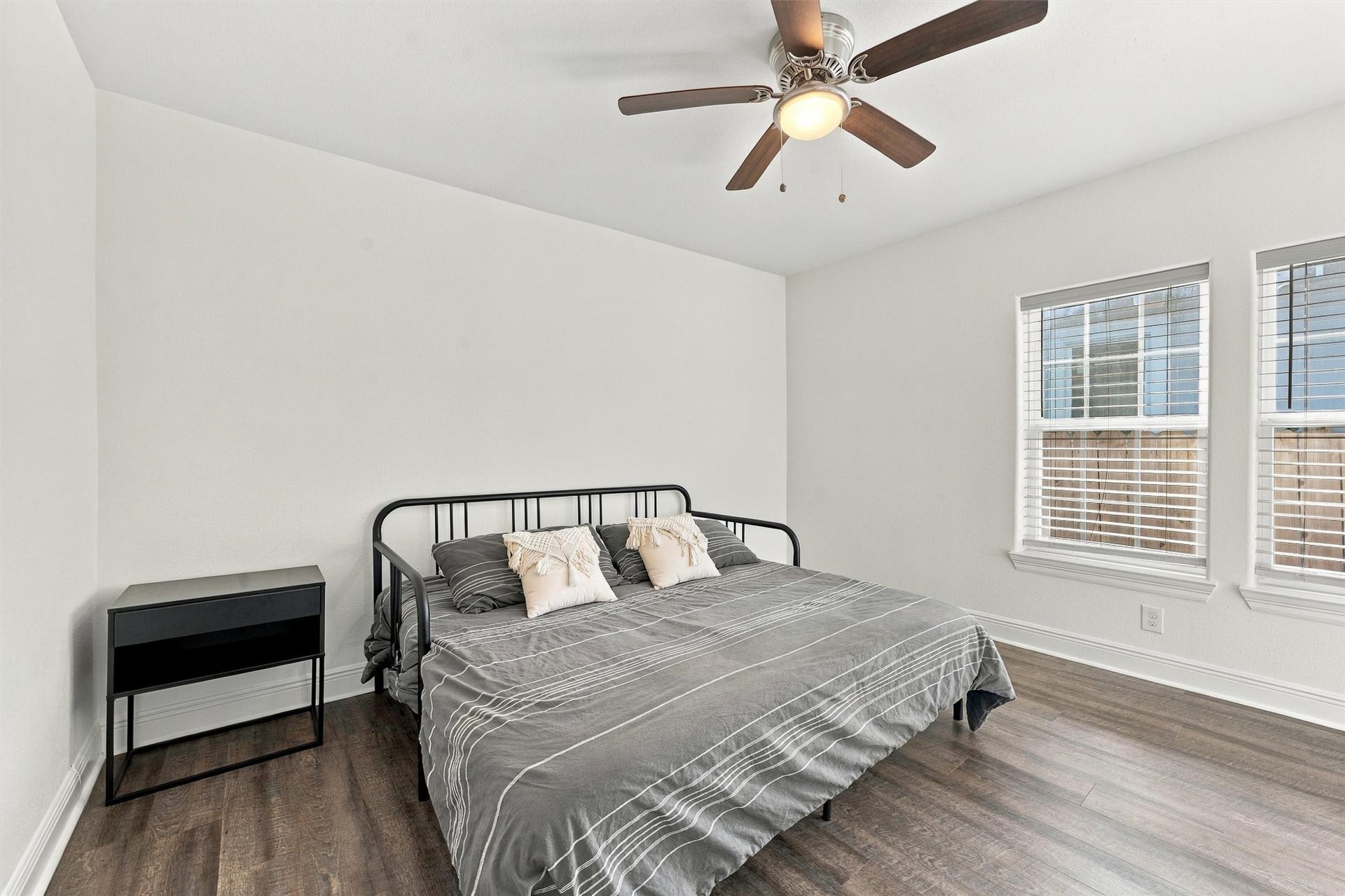 1614 Fulton Street, Houston, TX 77009 1614 Fulton Street, Houston, TX 77009