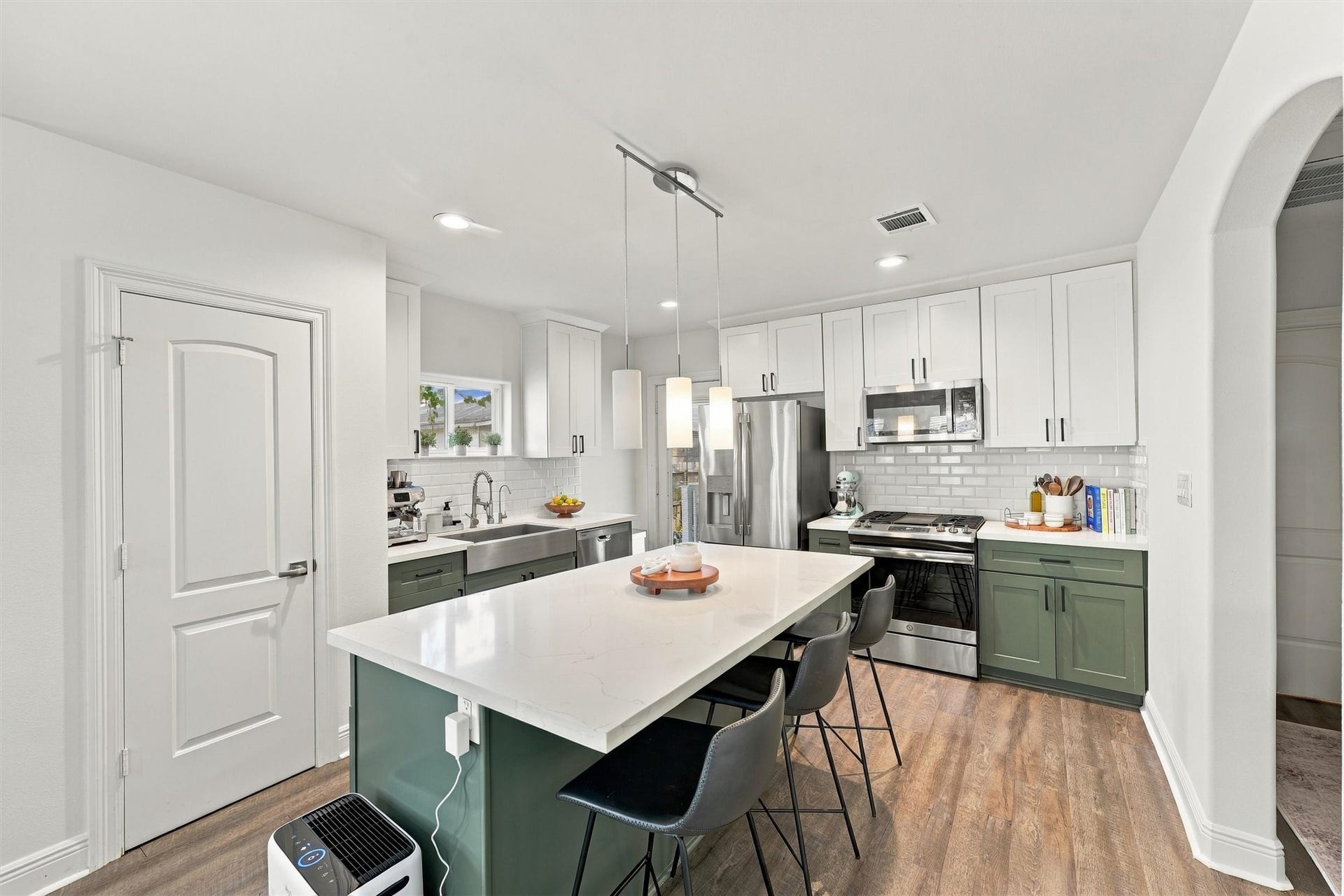 1614 Fulton Street, Houston, TX 77009 1614 Fulton Street, Houston, TX 77009