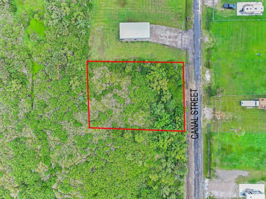 Property photo for 1054 Canal, Gilchrist, TX