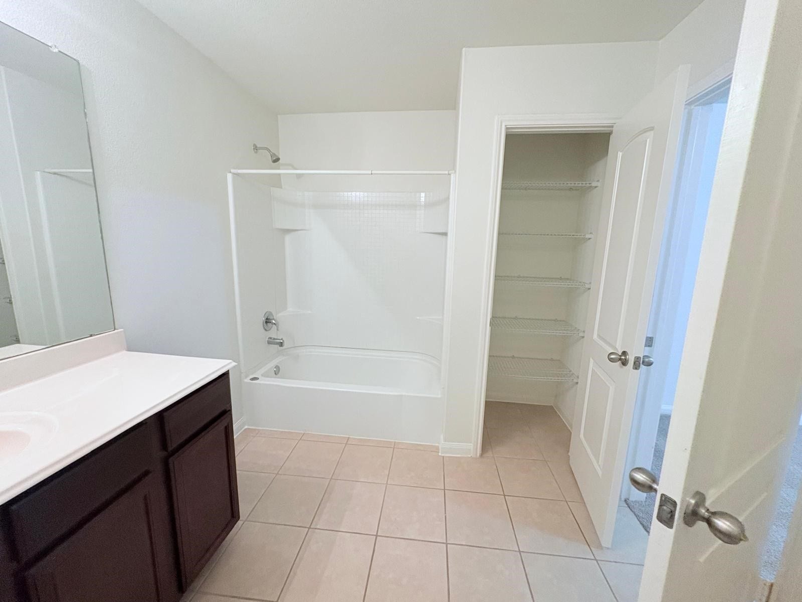 9406 Gold Mountain Drive, Rosharon, TX 77583 9406 Gold Mountain Drive, Rosharon, TX 77583