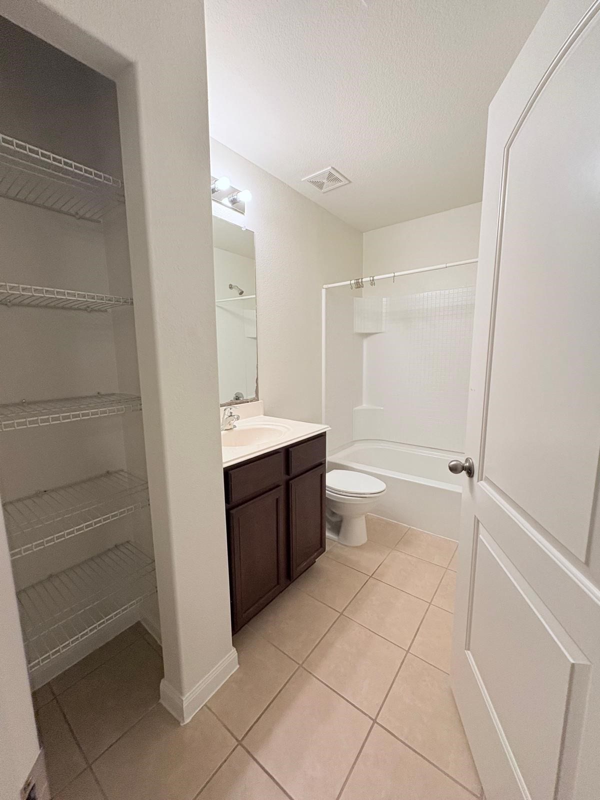 9406 Gold Mountain Drive, Rosharon, TX 77583 9406 Gold Mountain Drive, Rosharon, TX 77583