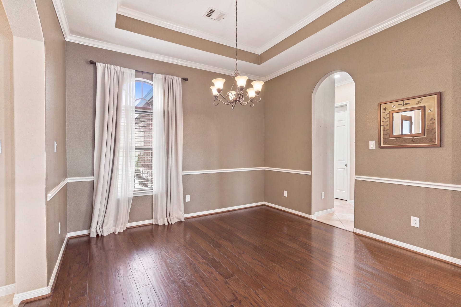 293 W Bend Drive, League City, TX 77573 293 W Bend Drive, League City, TX 77573