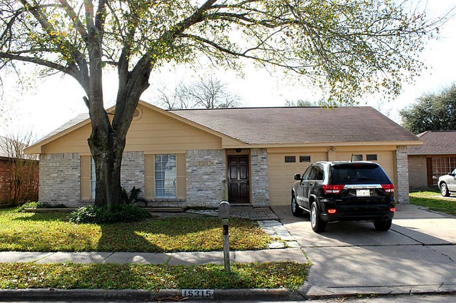 Property photo for 16315 Thistleglen Lane, Houston, TX
