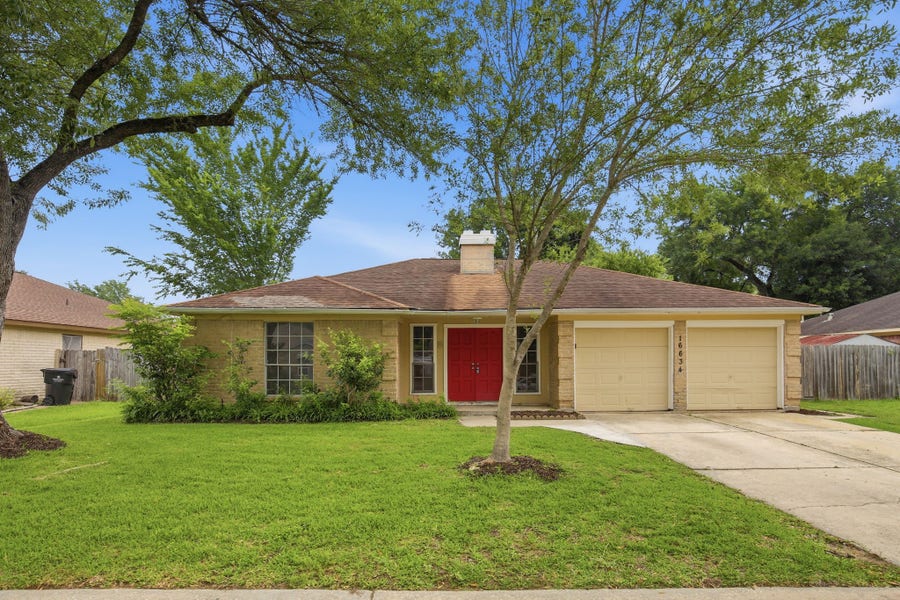 Property photo for 16634 Gaelic Lane, Houston, TX