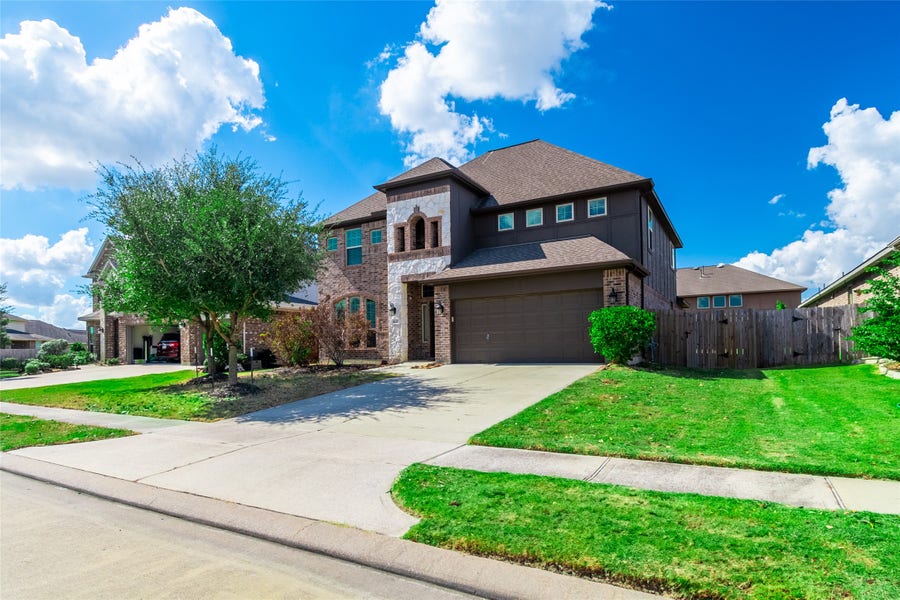 Property photo for 11835 Apple Harvest Lane, Cypress, TX