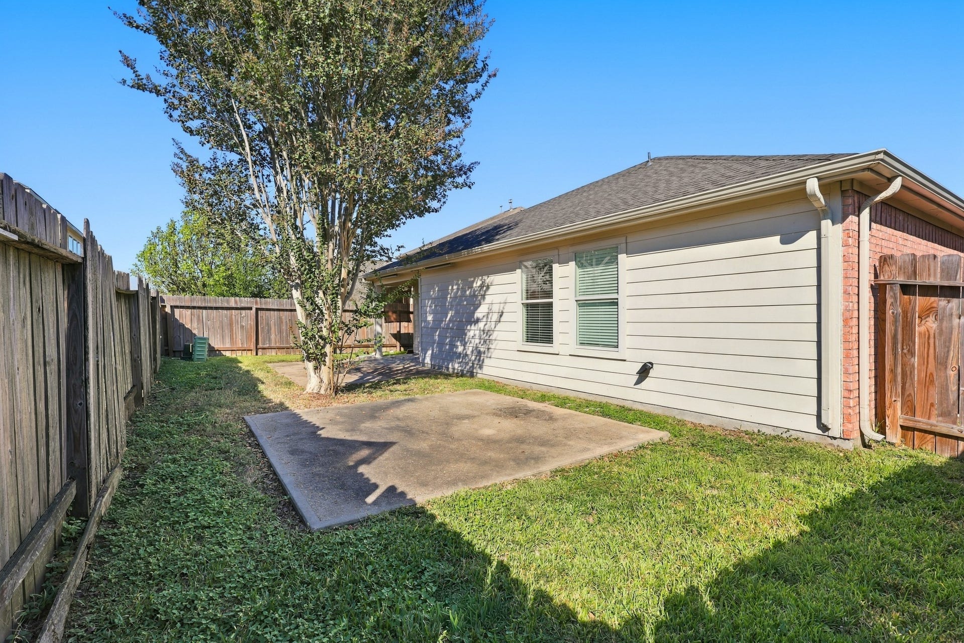 21207 Colton Cove Drive, Houston, TX 77095 Extra patio space