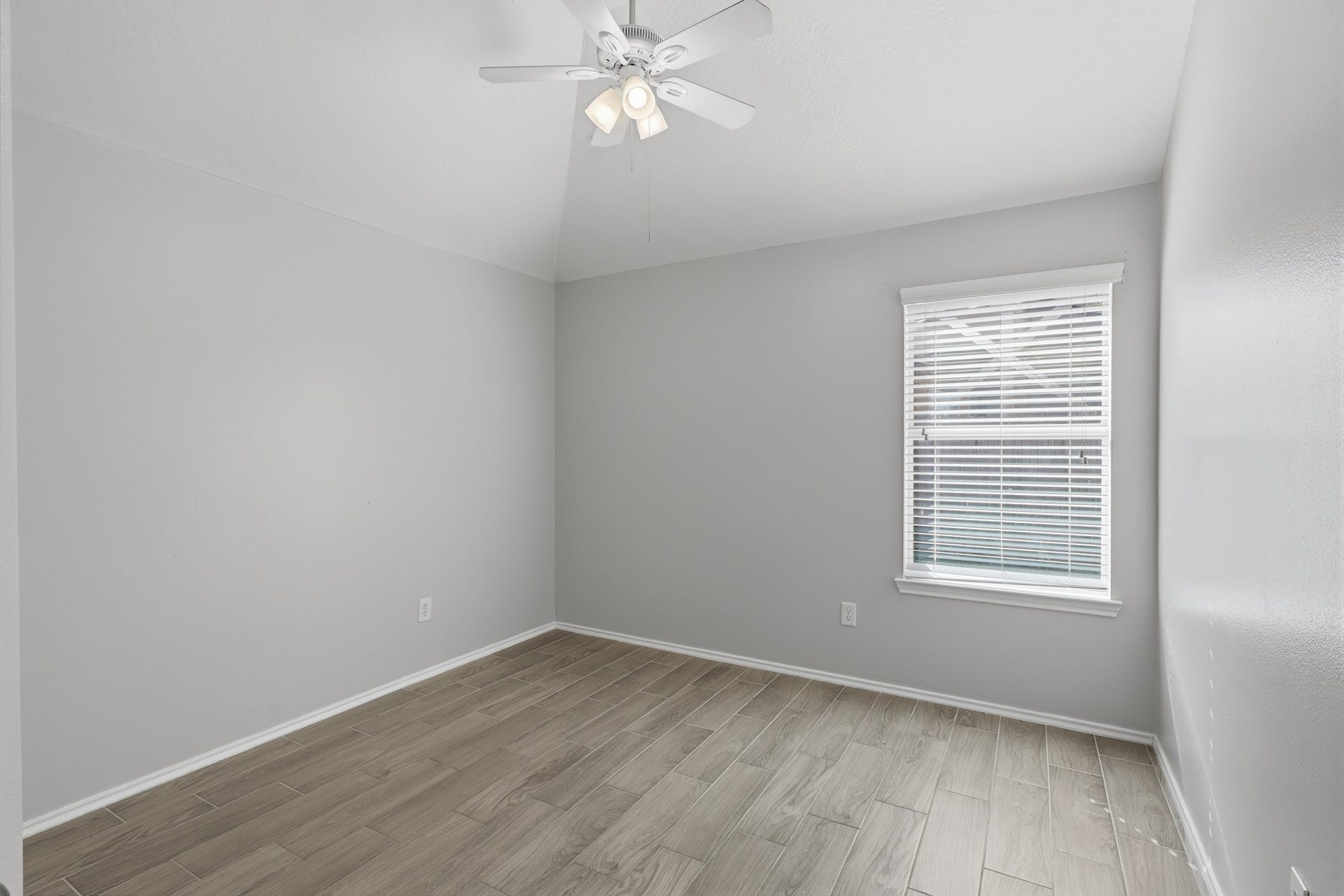 21207 Colton Cove Drive, Houston, TX 77095 Bedroom 2