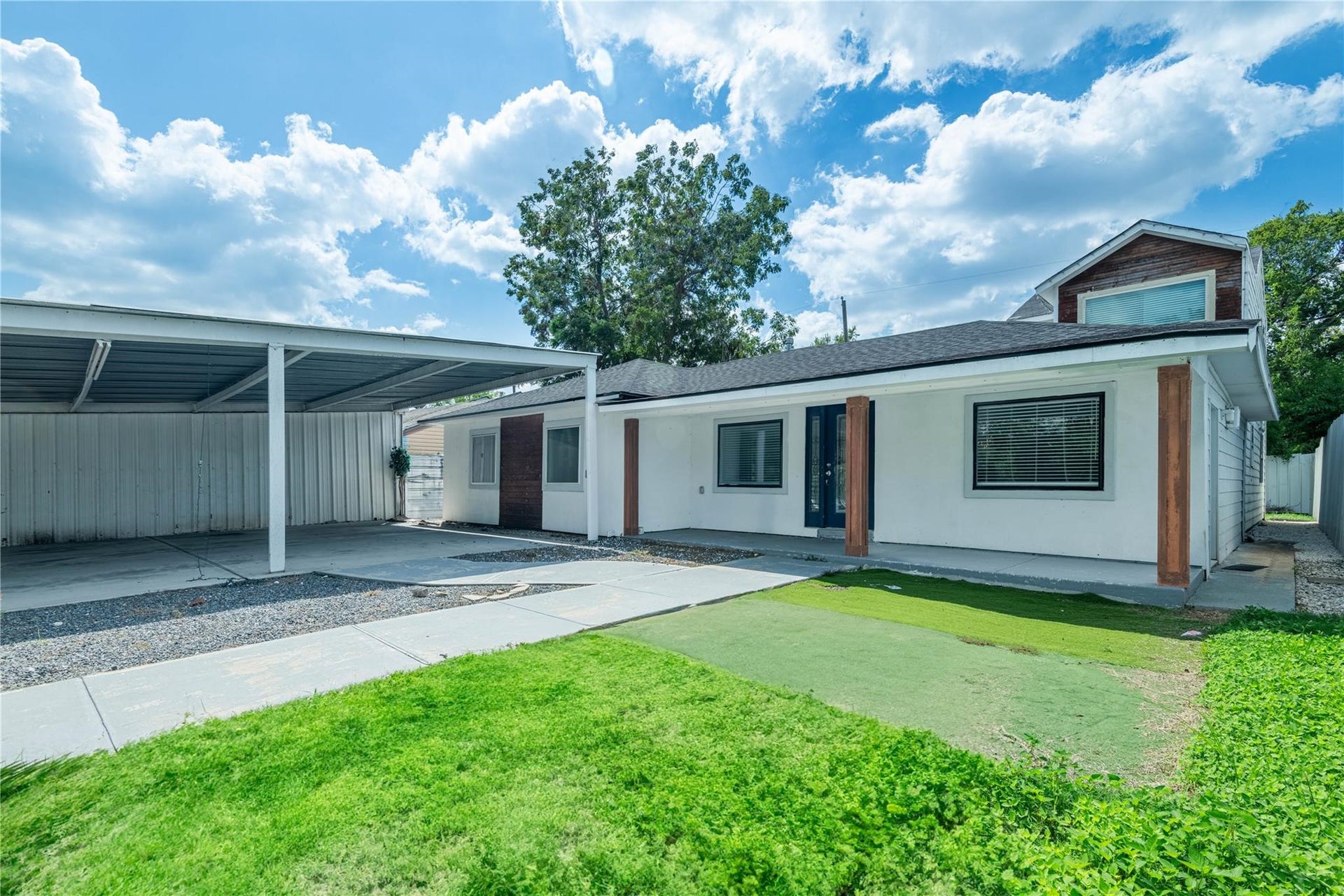 6414 Crestridge Street, Houston, TX 77033 6414 Crestridge Street, Houston, TX 77033