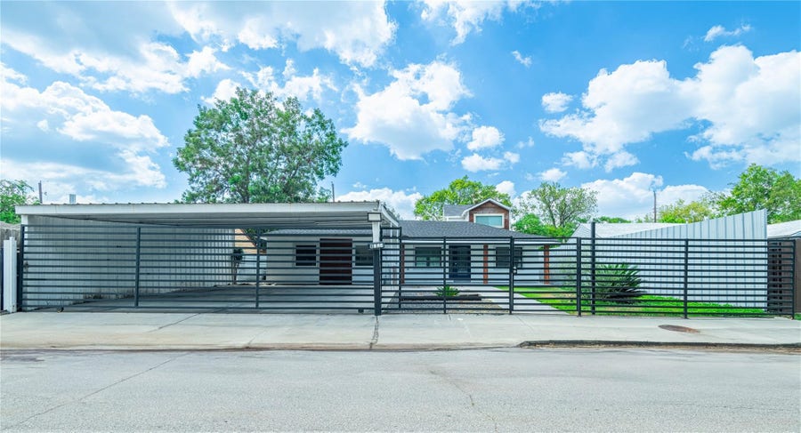 Property photo for 6414 Crestridge Street, Houston, TX