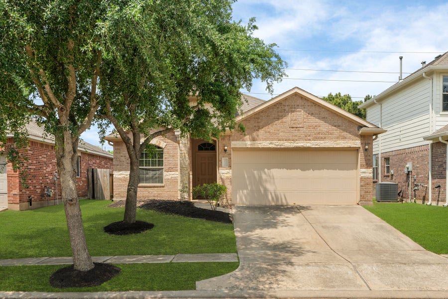 Property photo for 26350 Longview Creek Drive, Katy, TX