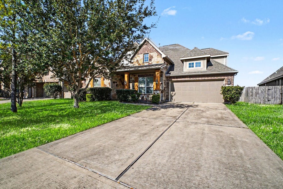 Property photo for 13303 Kemper Rock Court, Rosharon, TX