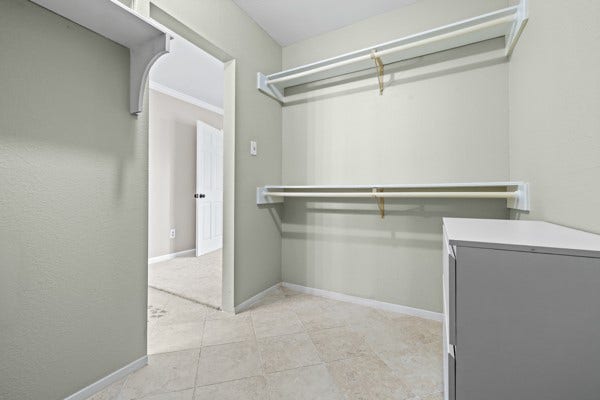 2103 Lake Village Drive, Houston, TX 77339 2103 Lake Village Drive, Houston, TX 77339
