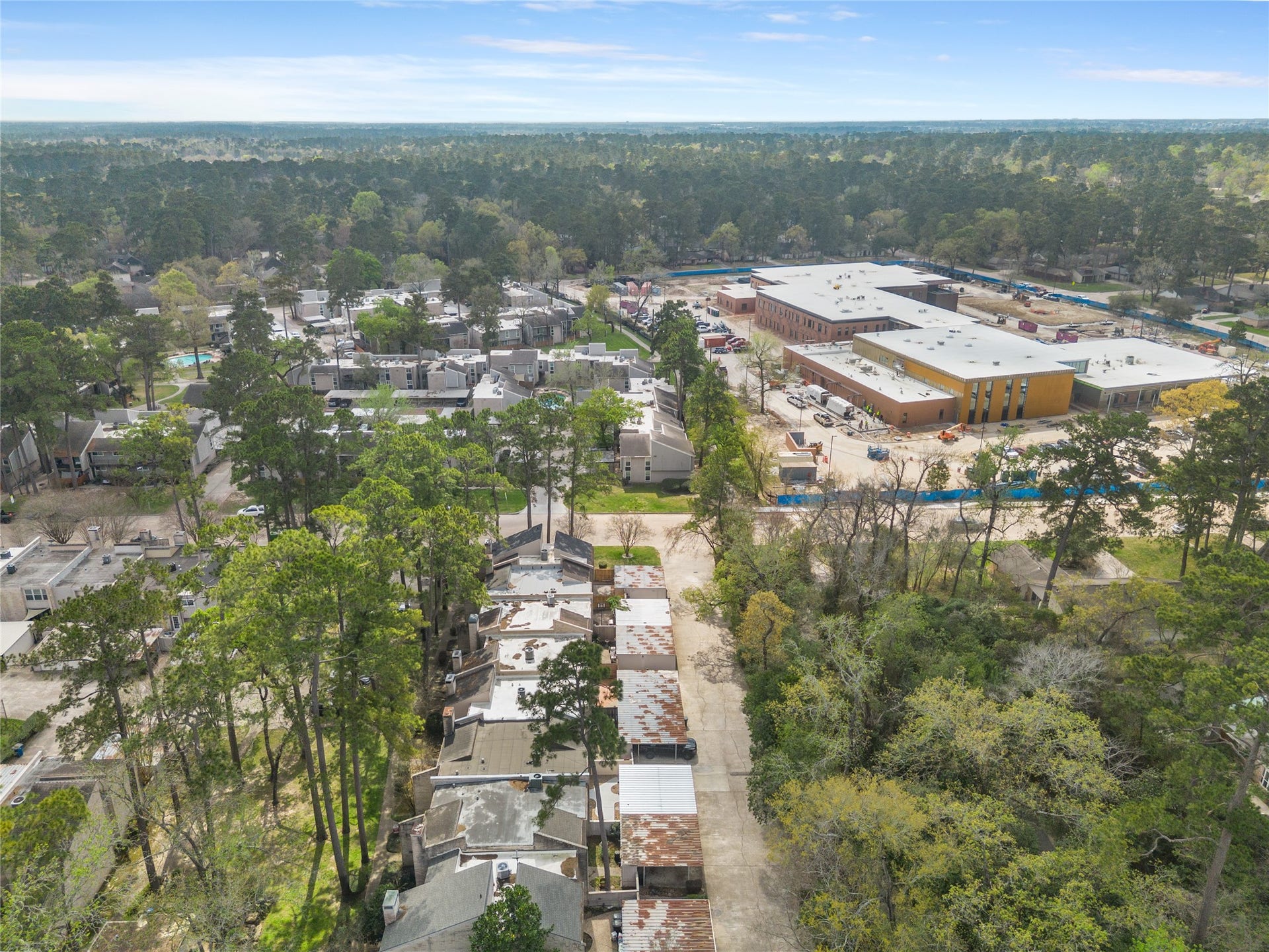 2103 Lake Village Drive, Houston, TX 77339 2103 Lake Village Drive, Houston, TX 77339