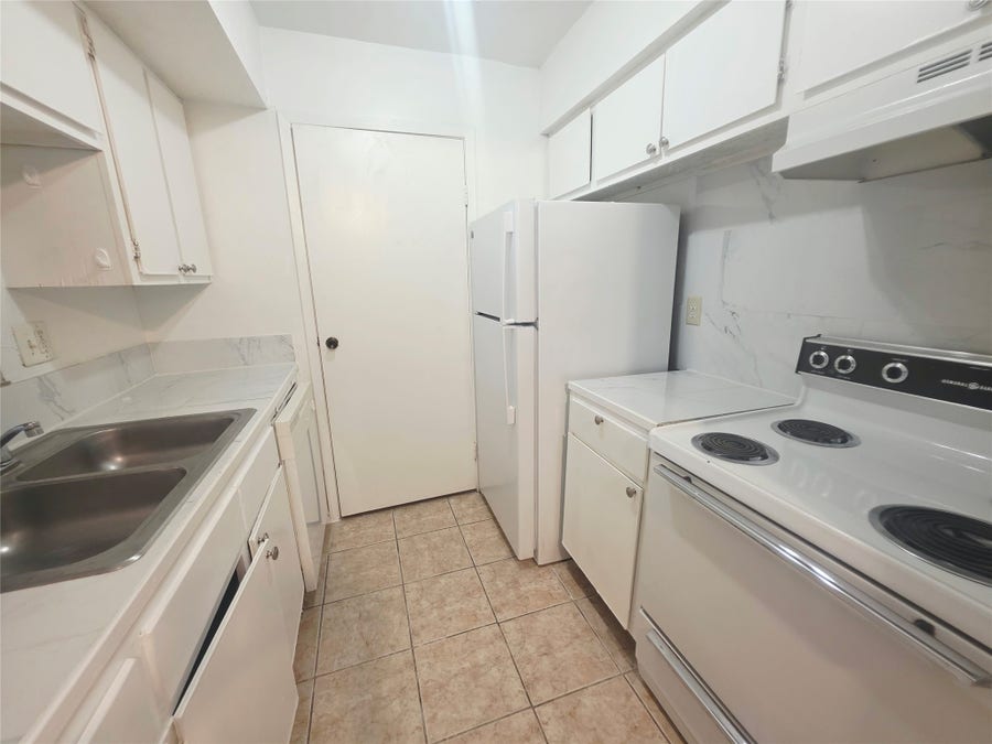 Property photo for 12511 Ashford Meadow Drive, #C, Houston, TX