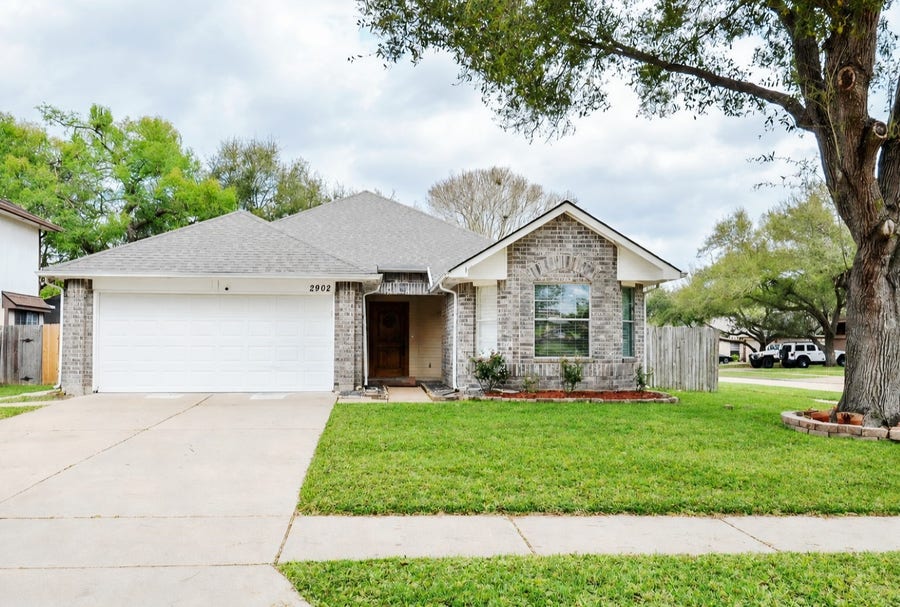 Property photo for 2902 Silent Drive, Sugar Land, TX