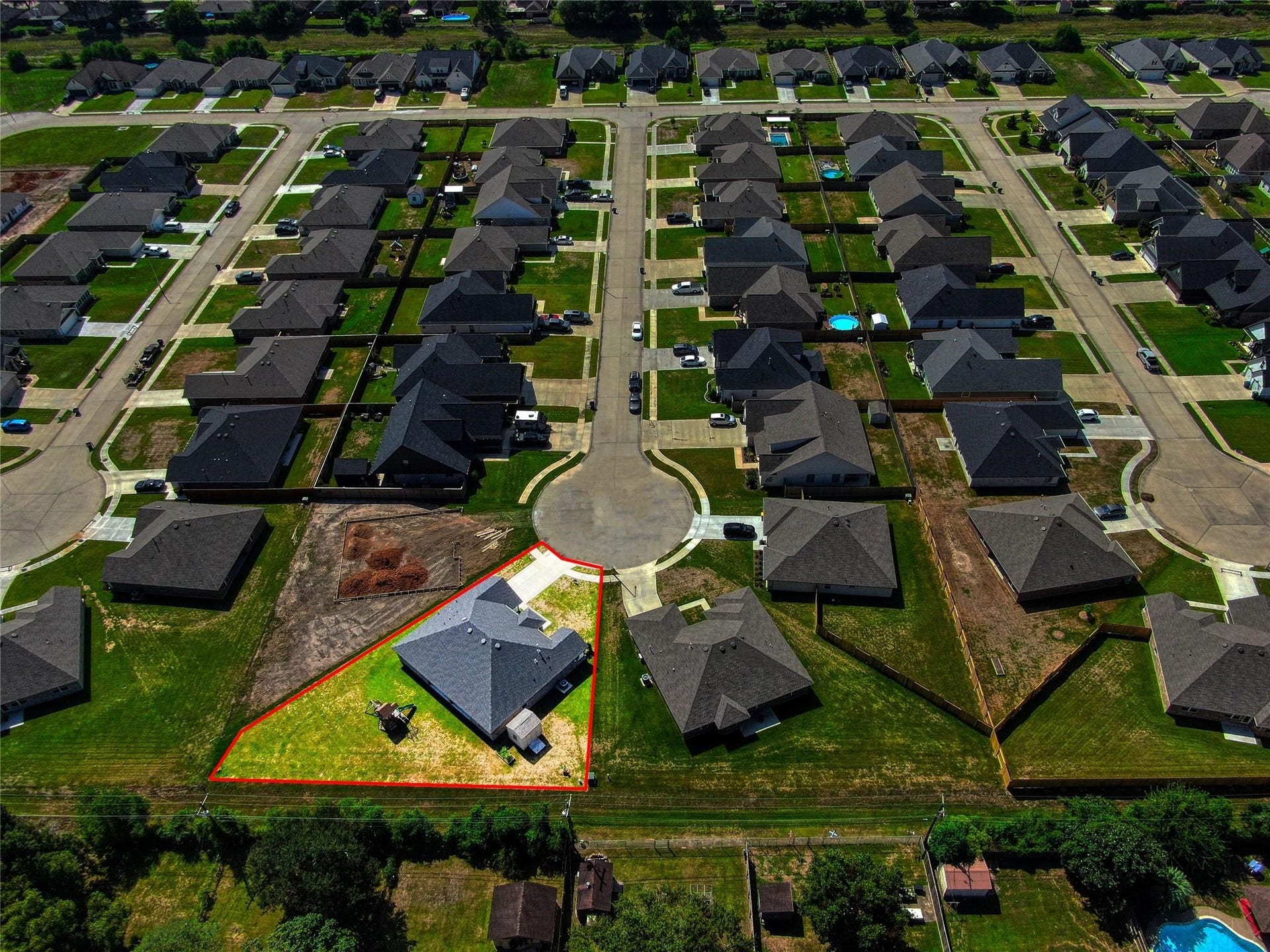 10 Gemstone Court, Angleton, TX 77515 10 Gemstone Court, Angleton, TX 77515