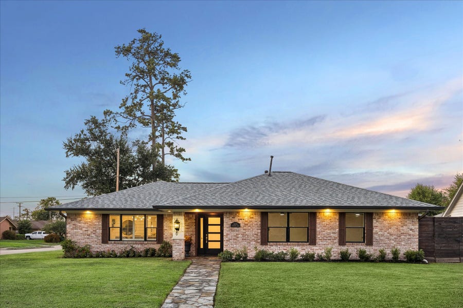 Property photo for 6434 Pineshade Lane, Houston, TX