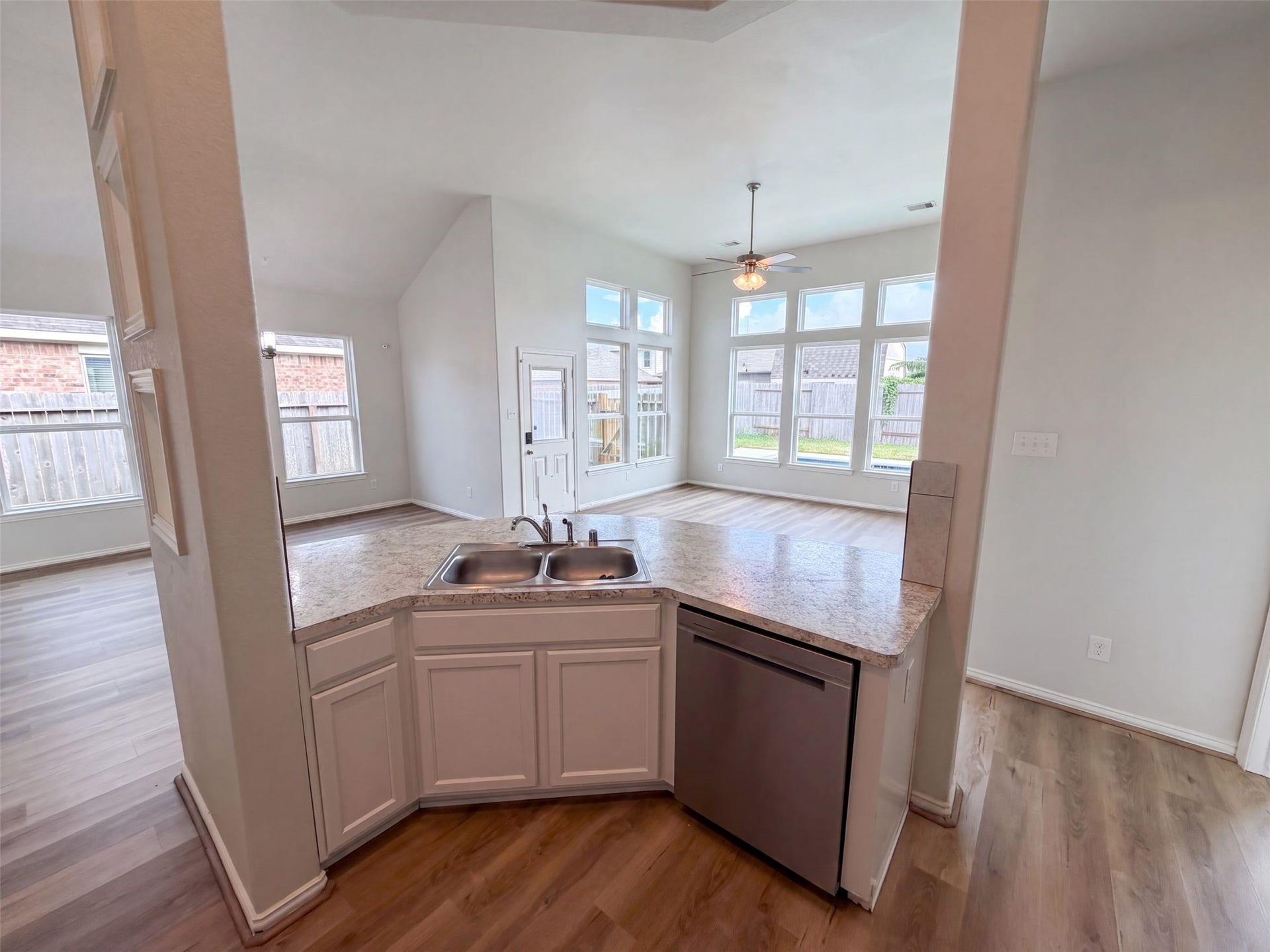7820 Amber Court, Texas City, TX 77591 7820 Amber Court, Texas City, TX 77591