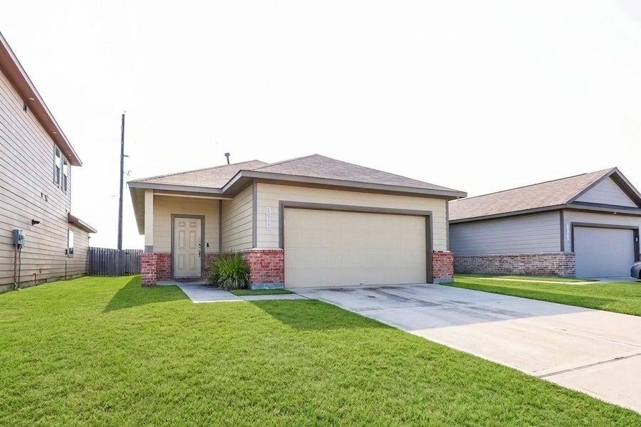 Property photo for 10010 Yanet Grove Lane, Houston, TX