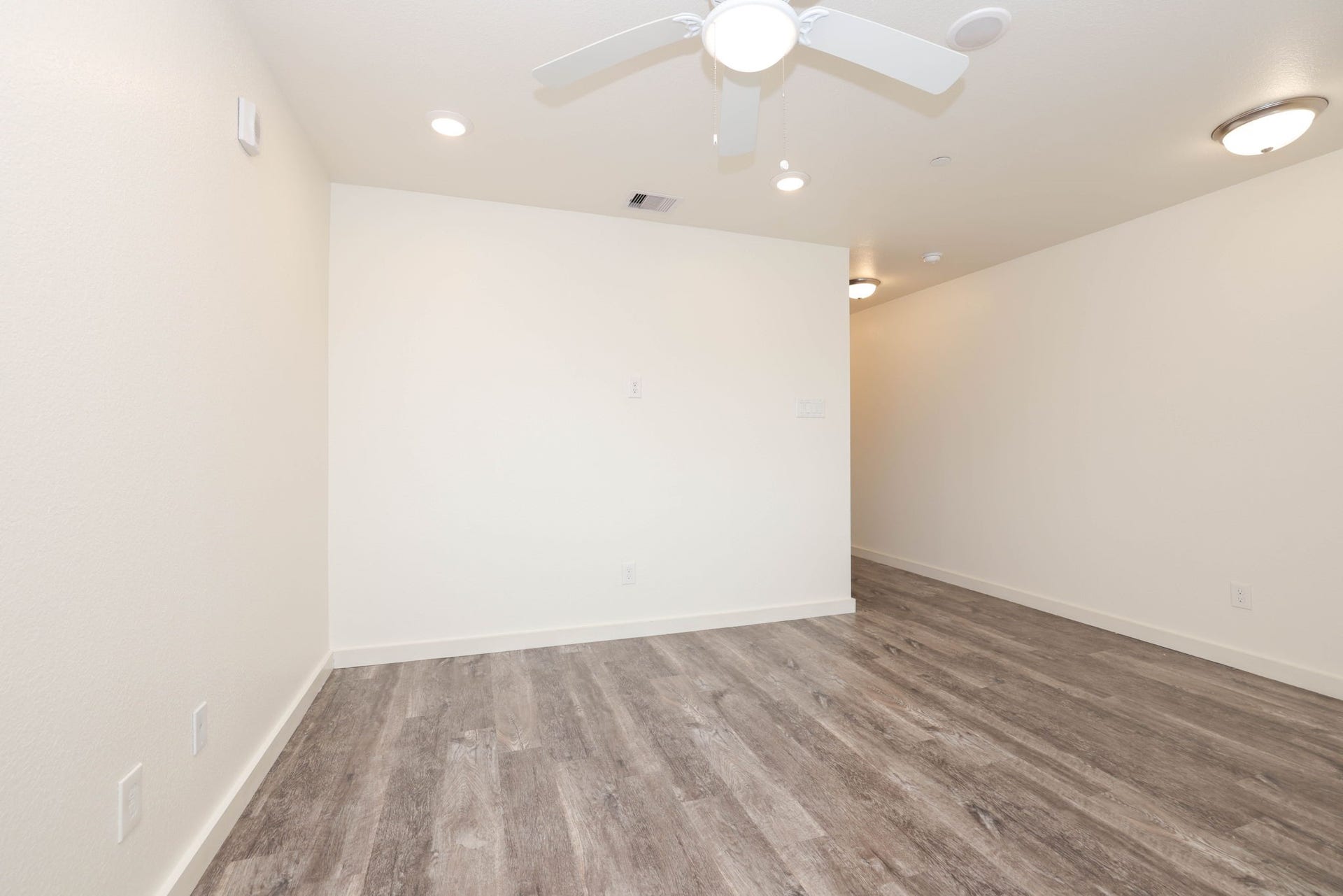 21155 Gosling Road, #14 D, Spring, TX 77388 21155 Gosling Road, #14 D, Spring, TX 77388