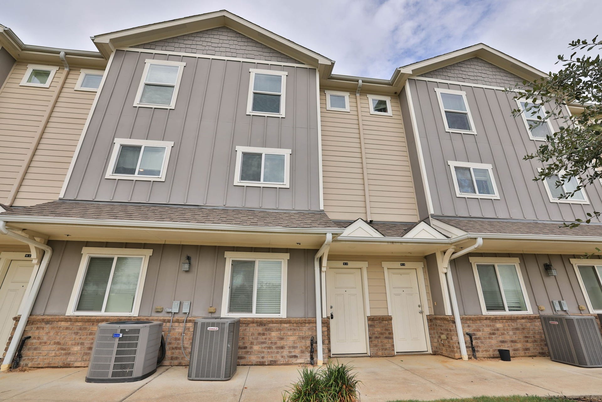 21155 Gosling Road, #14 D, Spring, TX 77388 21155 Gosling Road, #14 D, Spring, TX 77388