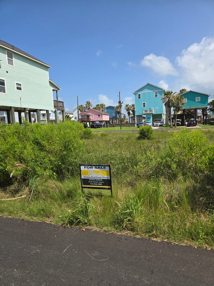 Property photo for 11221 Reagor Way, Galveston, TX