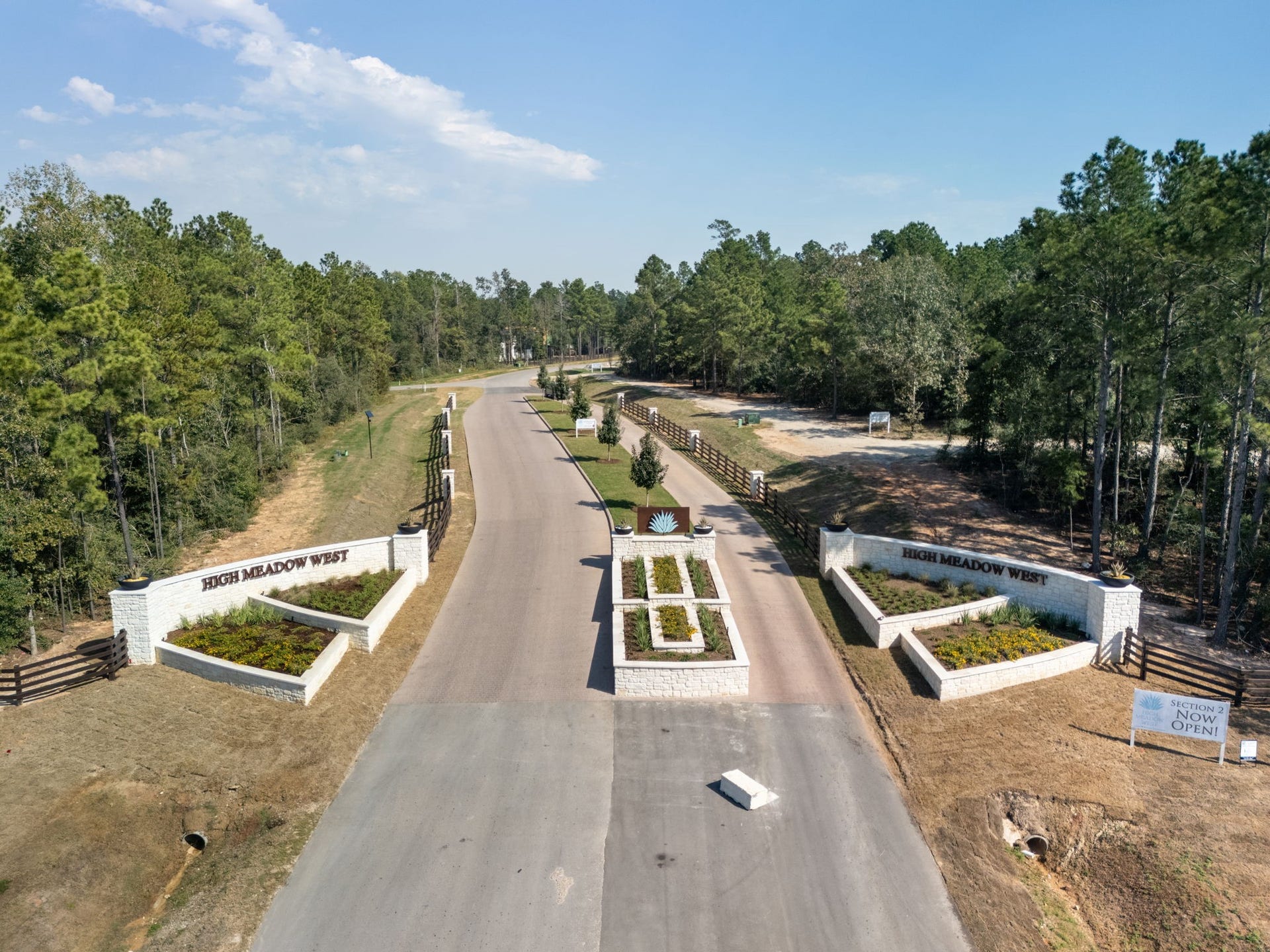 24902 Balmorhea Way, Montgomery, TX 77316 Entrance to the community