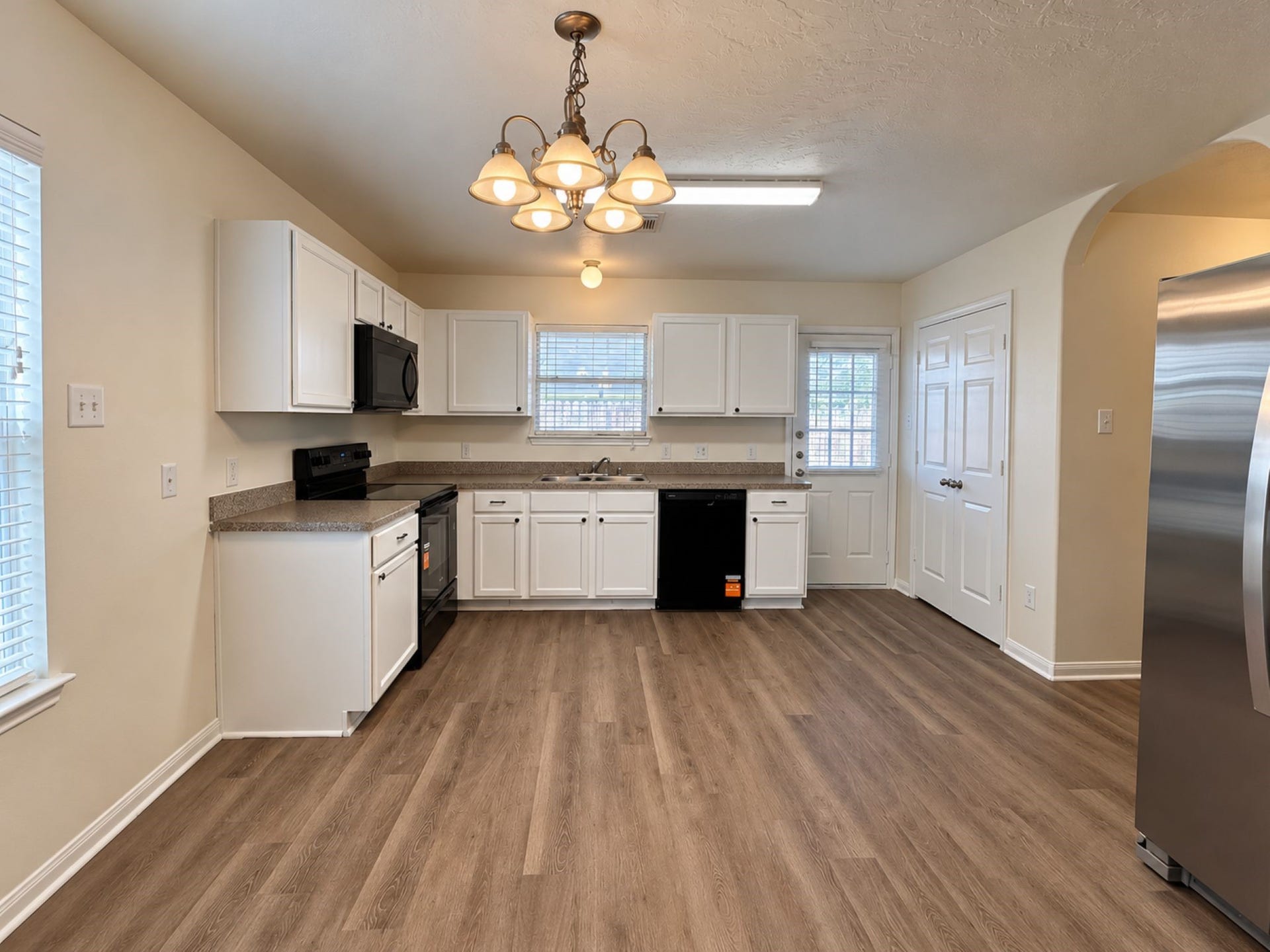 19408 Dry Canyon Court, Katy, TX 77449 Kitchen/ Dinning