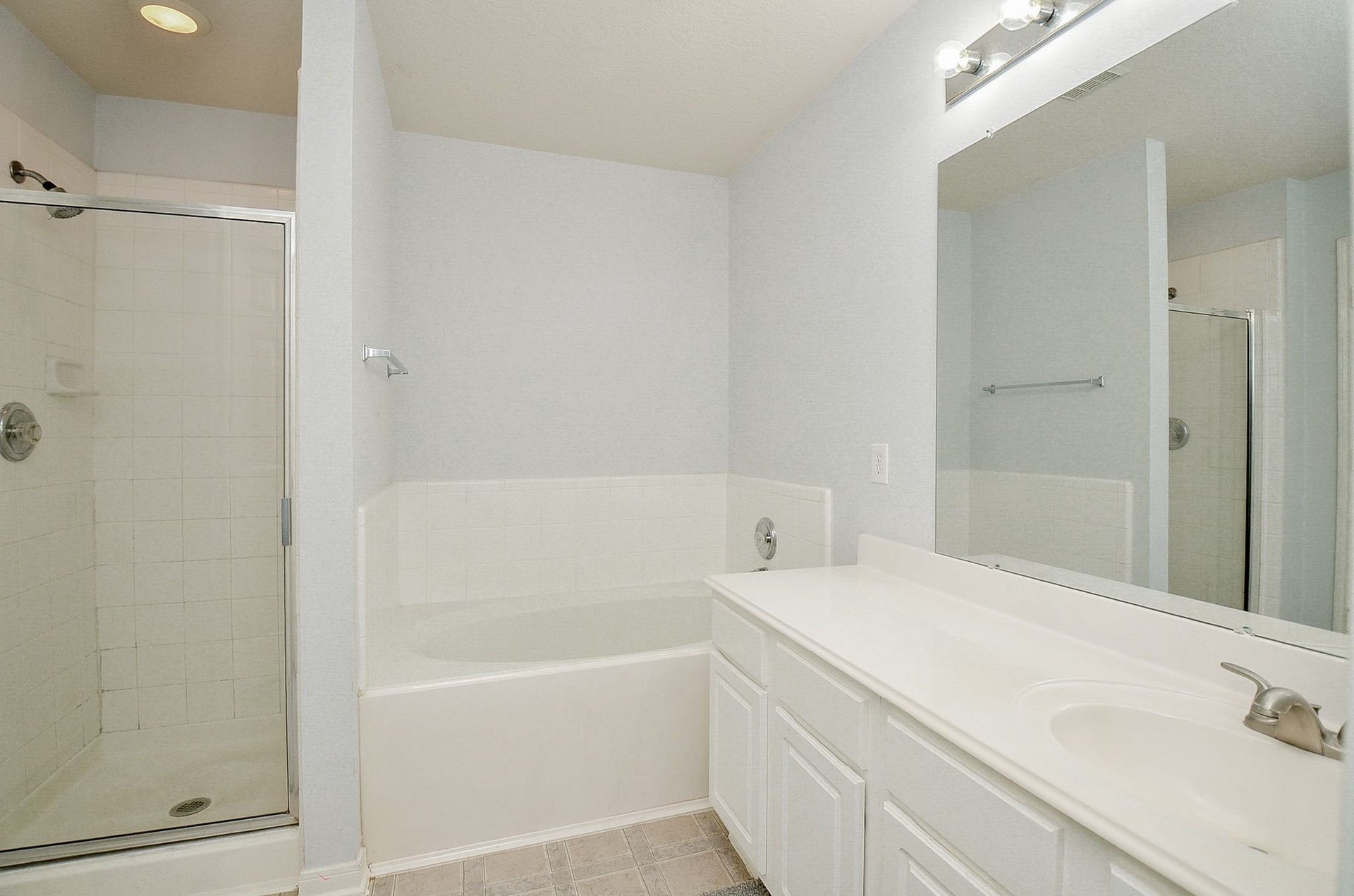 10919 Maple Bough Lane, Houston, TX 77067 10919 Maple Bough Lane, Houston, TX 77067