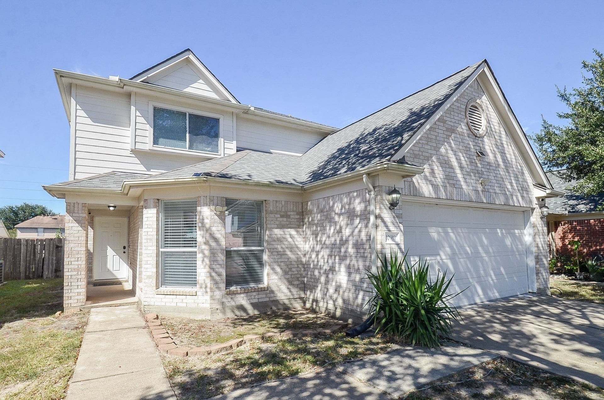 10919 Maple Bough Lane, Houston, TX 77067 10919 Maple Bough Lane, Houston, TX 77067