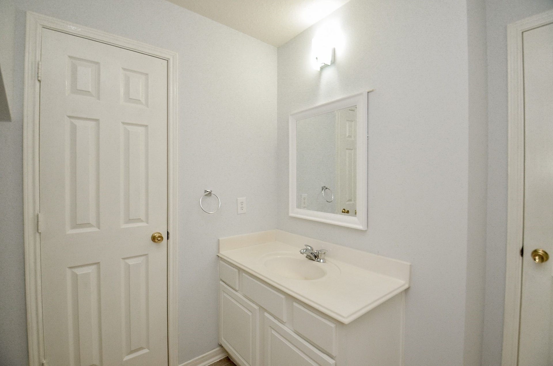 10919 Maple Bough Lane, Houston, TX 77067 10919 Maple Bough Lane, Houston, TX 77067