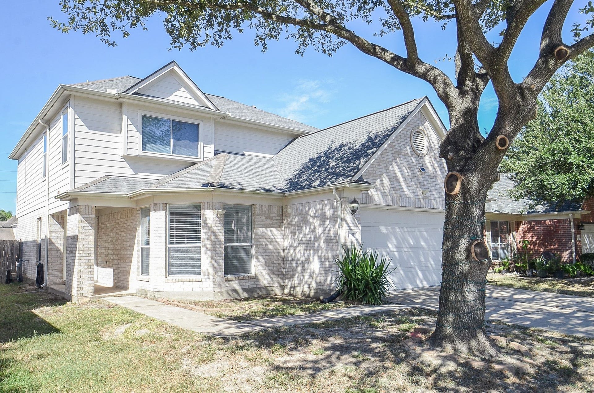 10919 Maple Bough Lane, Houston, TX 77067 10919 Maple Bough Lane, Houston, TX 77067